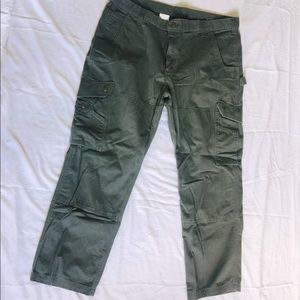 Carhartt men’s heavy duty pants 40x30 khaki green